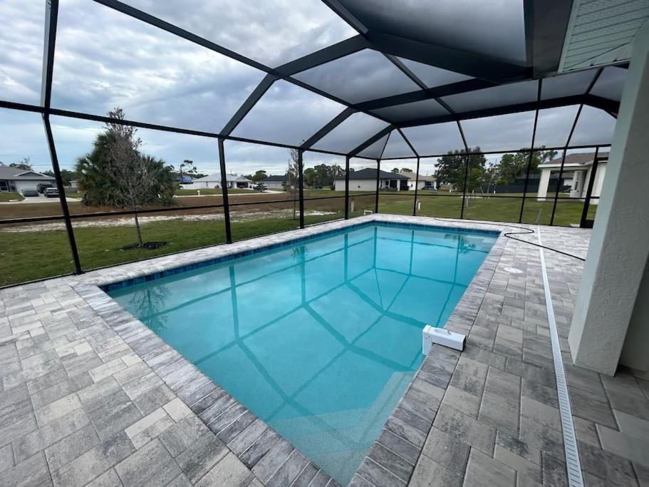 New With Heated Saltwater Pool! Ideal For 2 Families! Villa Cape Coral Dış mekan fotoğraf