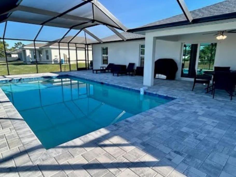 New With Heated Saltwater Pool! Ideal For 2 Families! Villa Cape Coral Dış mekan fotoğraf